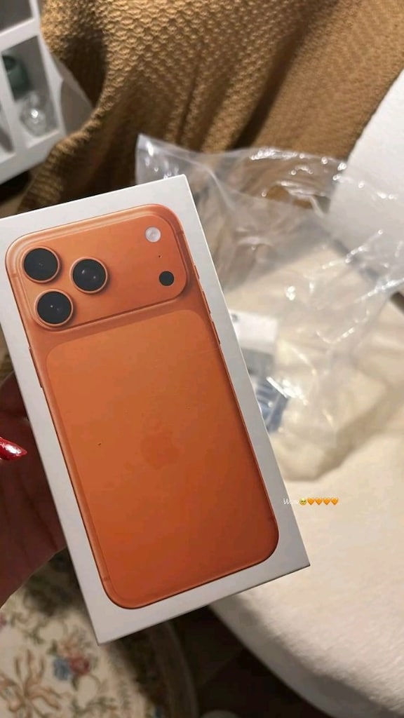İPHONE 17 PRO MAX AİRPODS PRO MAX HEDİYE