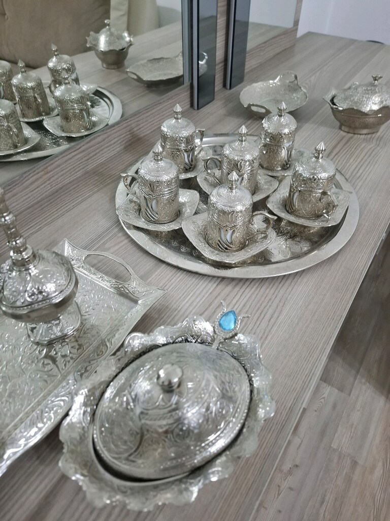 Vitrin eşyaları - 9