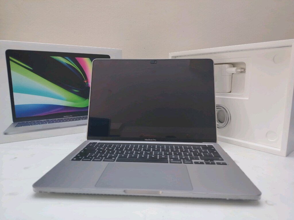 MacBook pro M1 8GB RAM 256GB SSD PİL DEVRİ 220 TOUCBAR ÖZELLİĞİ VAR - 10
