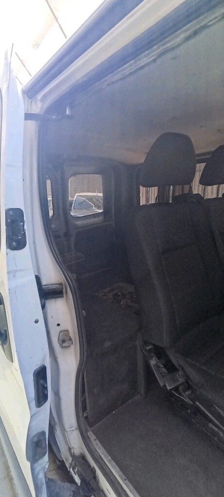 Renault trafic 2 2012 2 dCi motor - 6