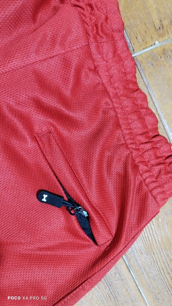 #Under Armour likralı şort..İpi yok, yan yazıları az kusurlu.. - 5