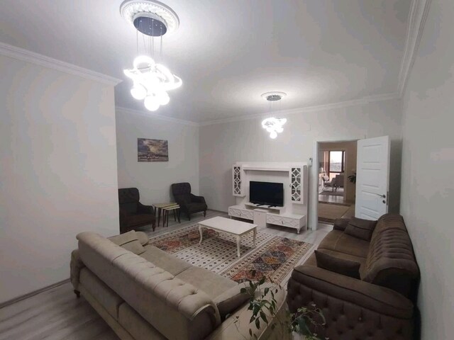 koltuk takımı, TV ünitesi, orta sehpa,3 lu sehpa
