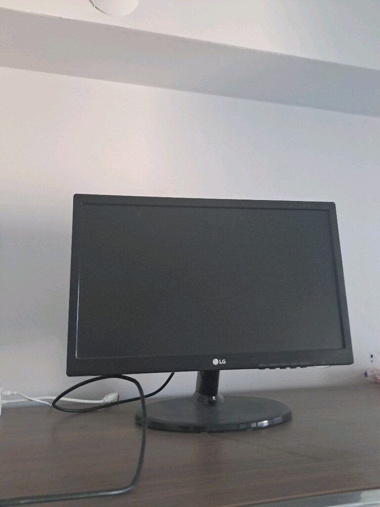 18inch Lg monitör | Türkiye'deki İkinci El Eşyaları Al & Sat - Letgo