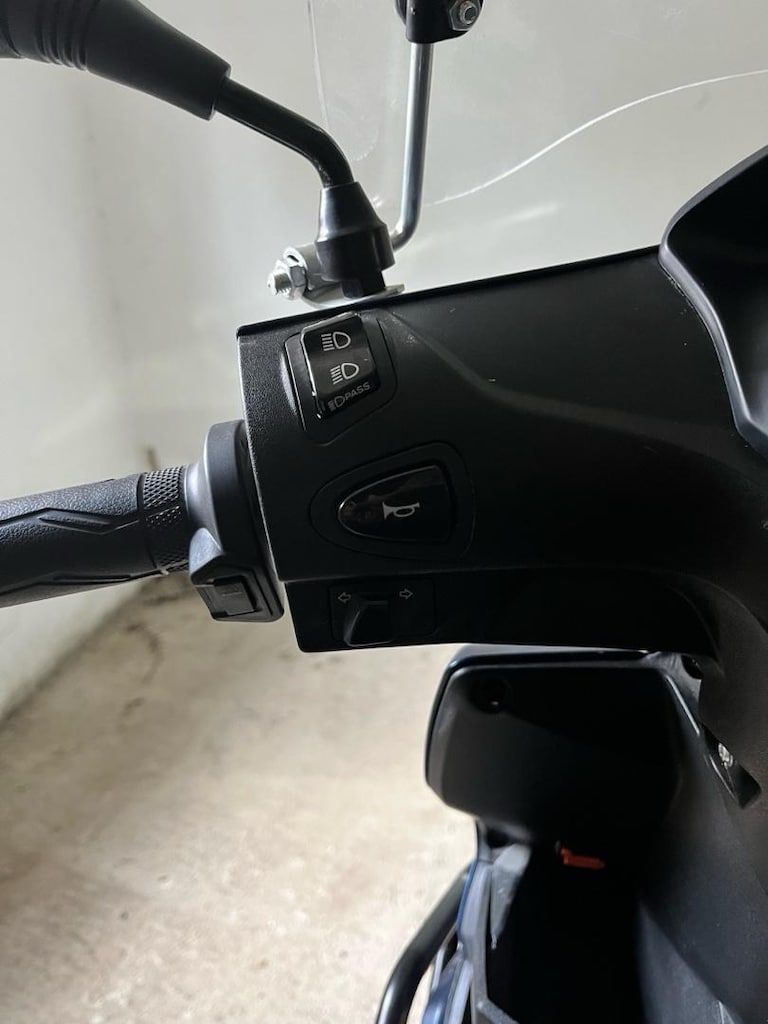 110 cc Scooter Yuki - 4