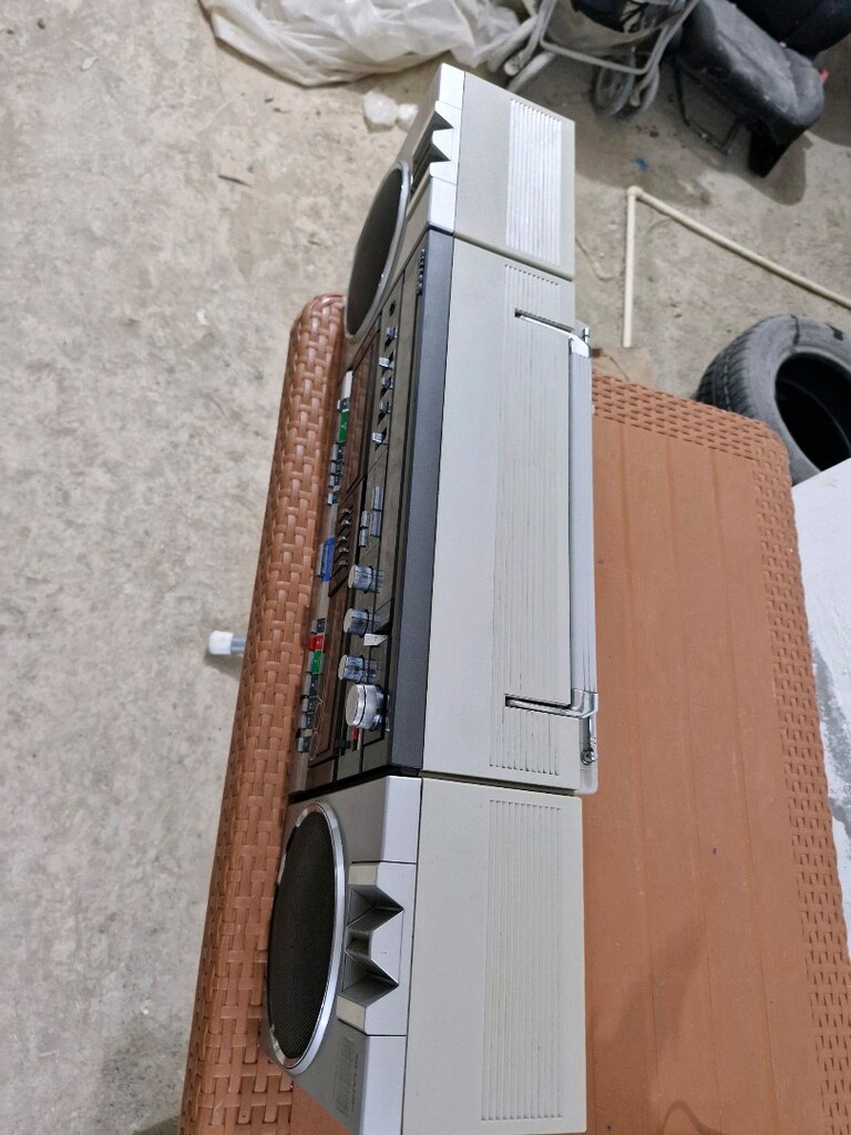 sharp 700 - 8