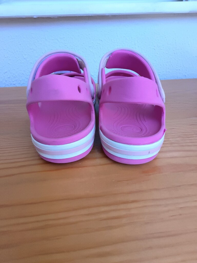 31-32 beden kız çocuk orijinal crocs sandalet j1 - 3