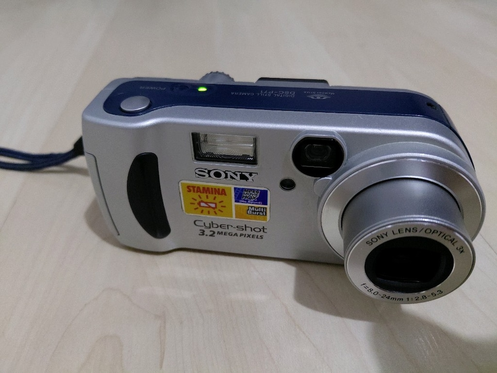 Nostaljik Y2K Sony Cyber-shot 3.2 MP Full Aksesuarlı Set - 4
