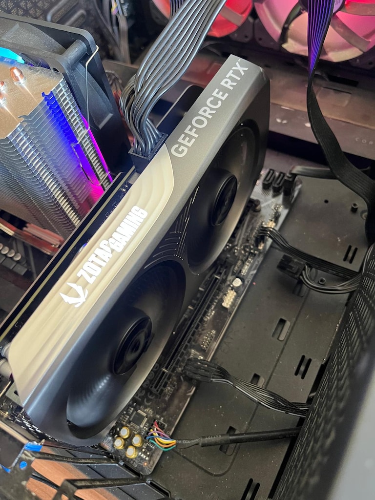RTX 4060 Zotac Gaming 8 GB Ekran Kartı SIFIR AYARINDA TERTEMİZ - 2