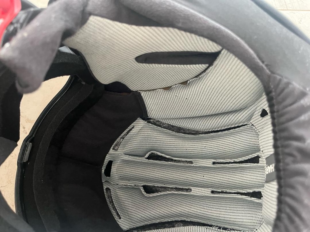 shark raw kask - 10