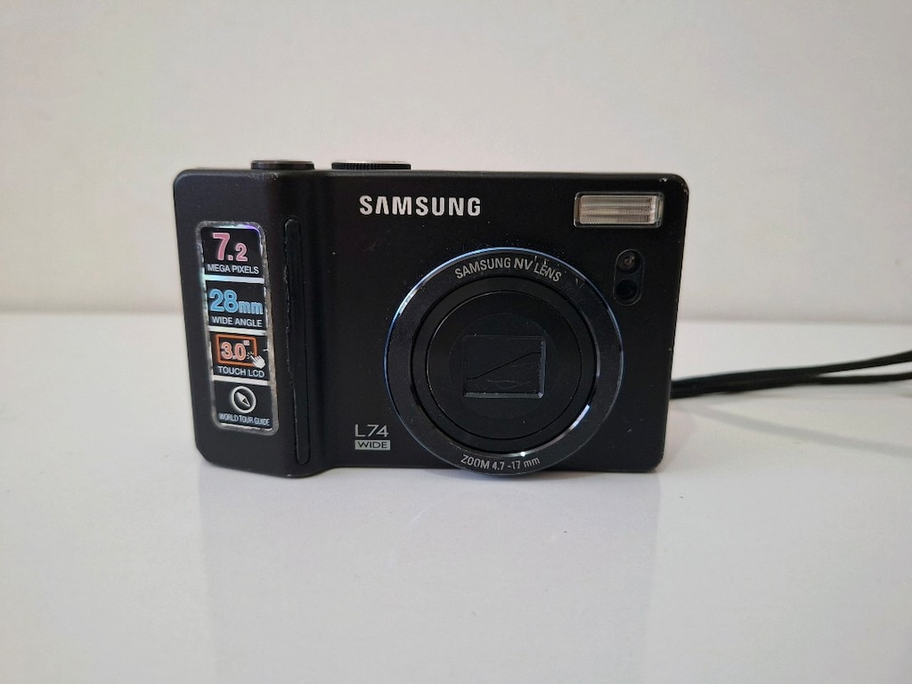 Samsung L74 Wide Dijital Fotoğraf Makinesi 7.2 Megapiksel 3x Zoom Siya - 4