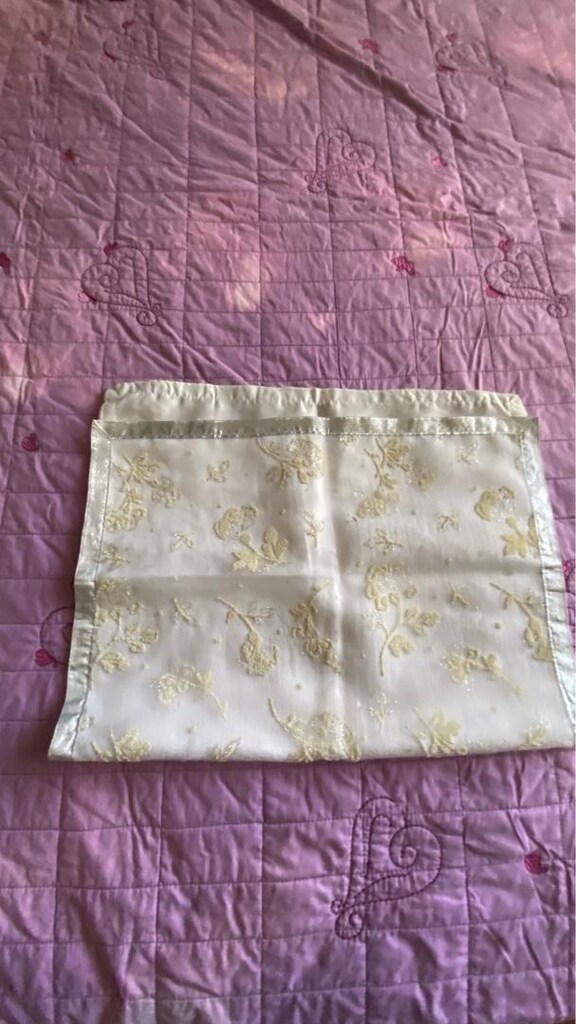saten dört parça runner ve üç parça fiskos takımı - 8