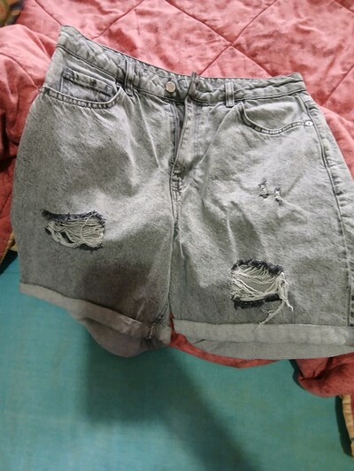 lc waikiki gri yeni jean şort 40 beden