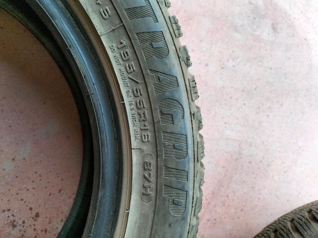 4 adet çıkma lastikler 195/55R16 sıfır gibi lastikler - 3