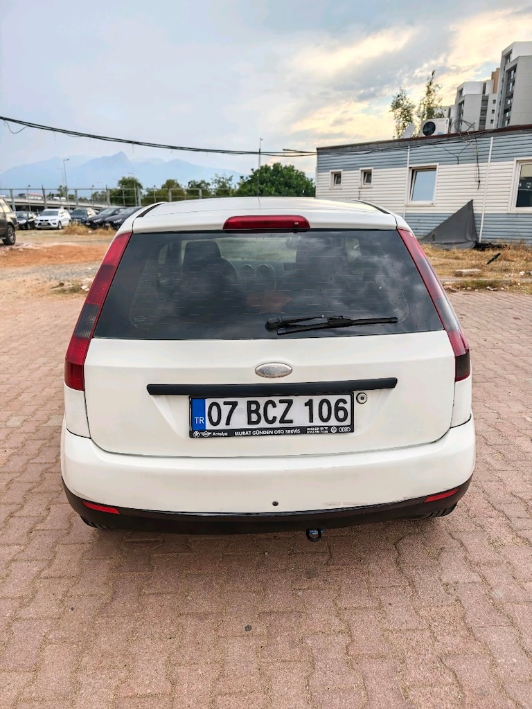 Ford Fiesta 2006 1.4 TDCİ 240bin km - 6