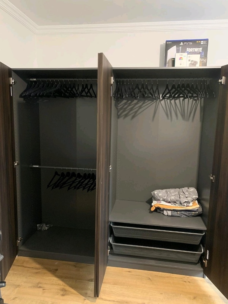 Çok Az Kullanılmış IKEA PAX STORKLINTA 4 Kapaklı Gardırop (200x60x201) - 3