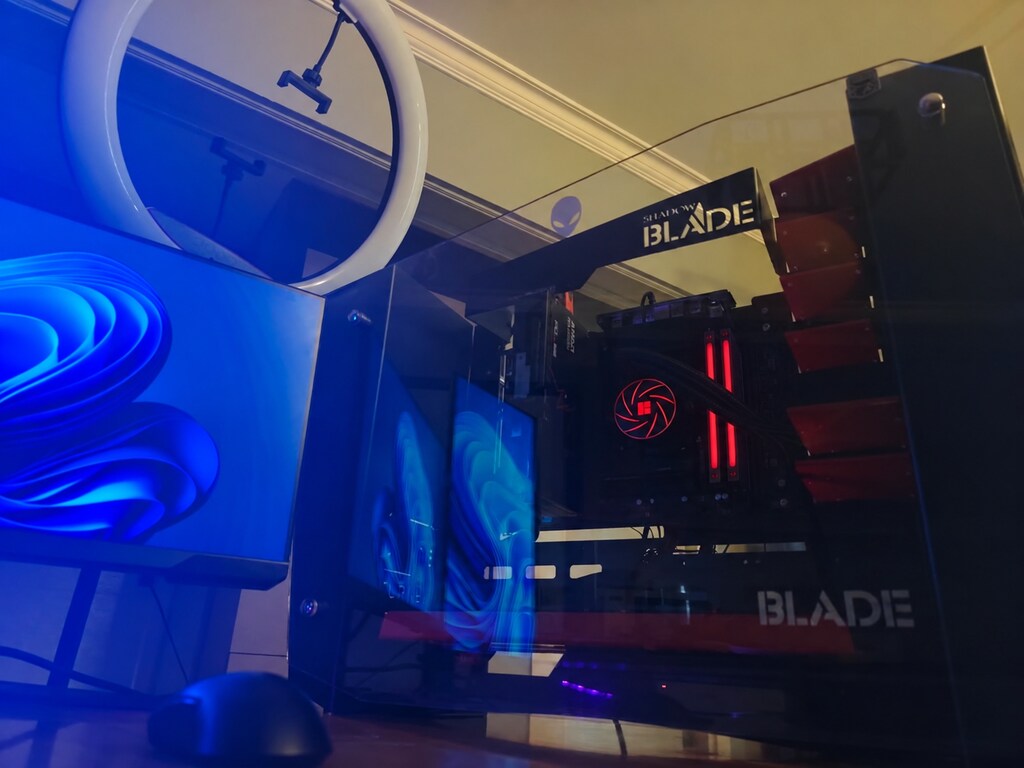 Özel Yapım Kasalı Pc Sistem (ryzen7 7800x3d+rx 9060xt 16gb+32gb ram) - 4