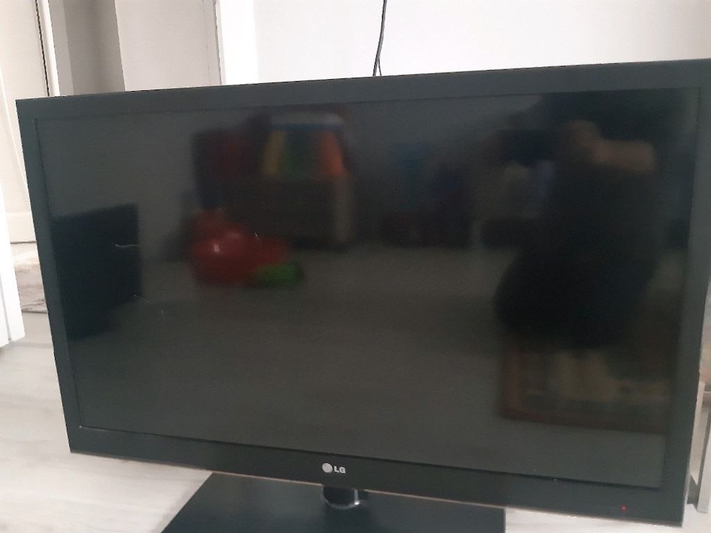 Lg 42 inç 106 ekran led tv - 13