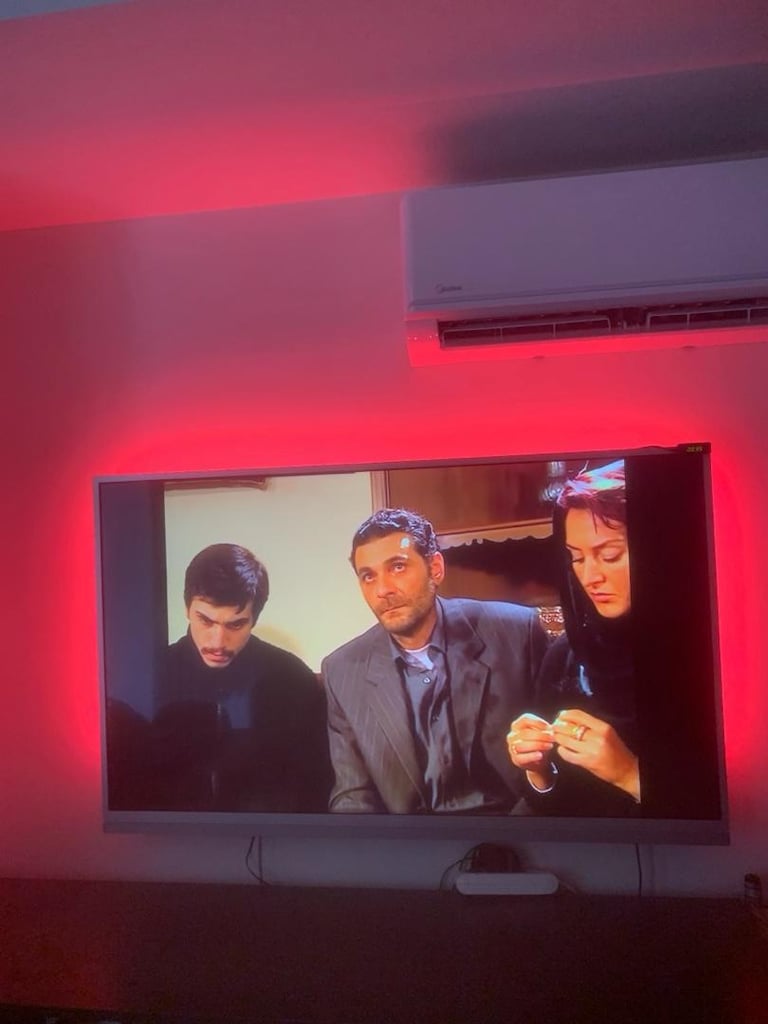 PHLİPS AMBLİGHT 3 55 İNÇ TV SMART - 3