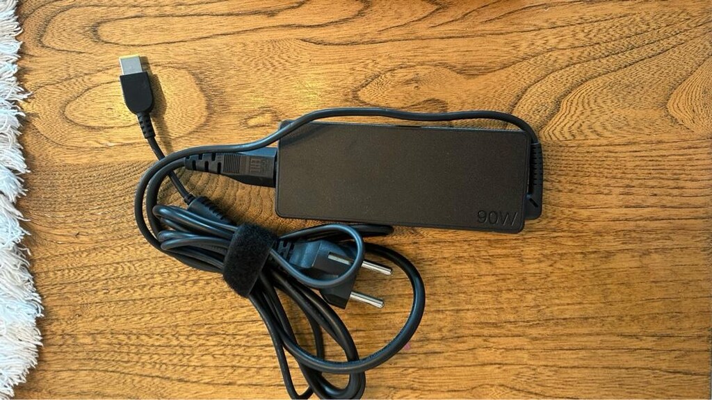 lenovo thinkpad usb-c dock gen2 adaptör ve usb-c kablo ile - 5