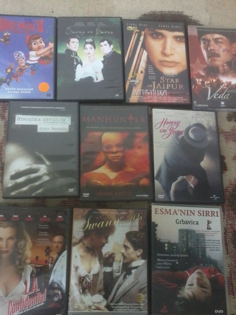 187 FİLM- 119 ADET DVD, 10 BELGESEL. 21 VCD+ 37 erot. FİLM - 12