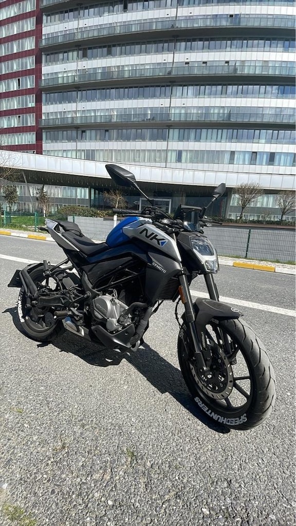 CFmoto 250NK