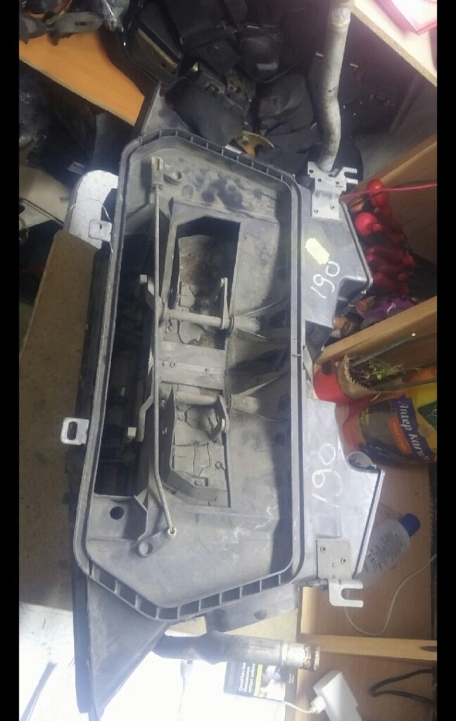 MERCEDES W201 KALORİFER KAZAN - 4