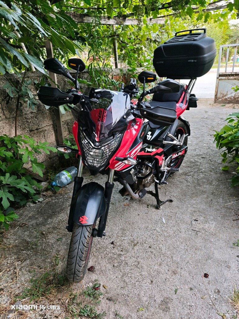 Bajaj pulsar Ns200 (Telefon takası olabilir) - 5
