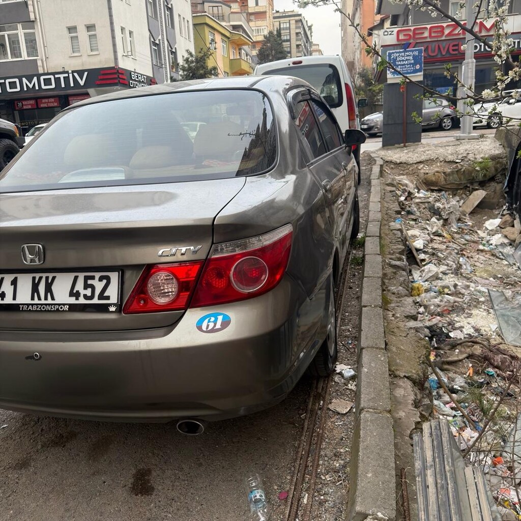honda city - 2