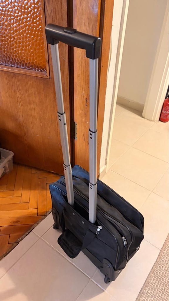 targus tekerlekli laptop cantasi - 2