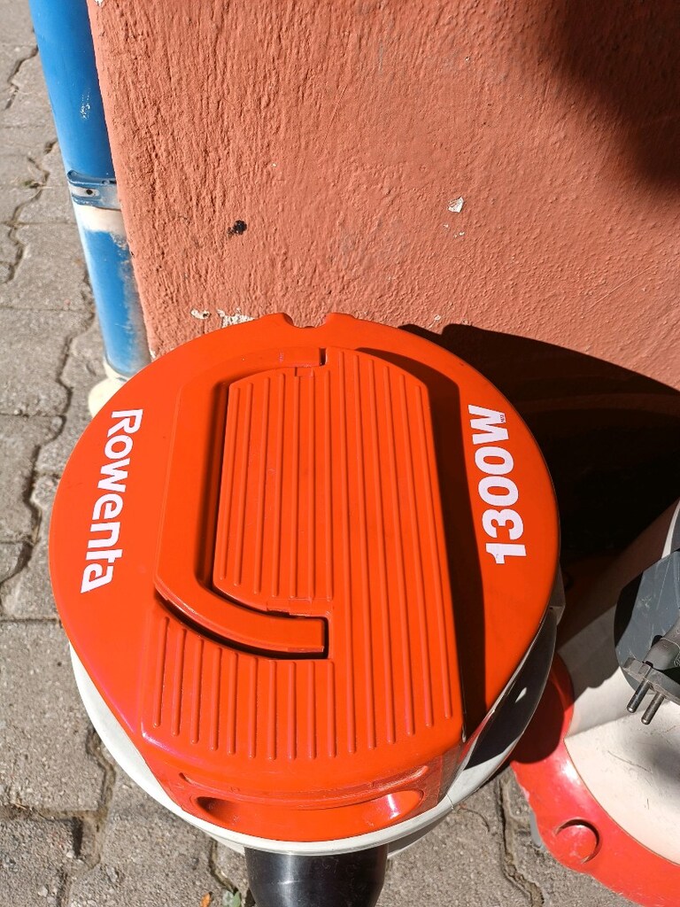 ROWENTA 1300 W sağlam çalışır torbalı temiz alana hayırlı olsun - 2