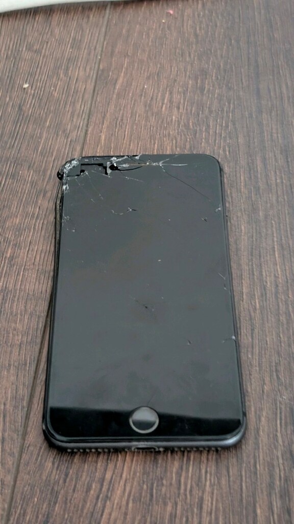 İPHONE 8 PLUS - 6