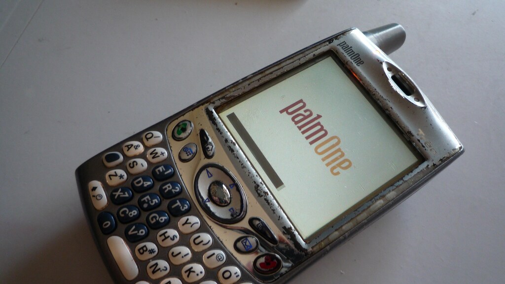 Palm One Treo PDA Cep Telefonu - 3