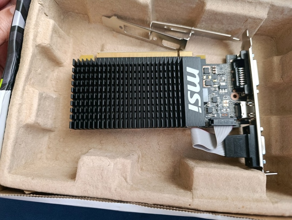 Msı gt710 2 gb ddr3 ekran kartı - 2
