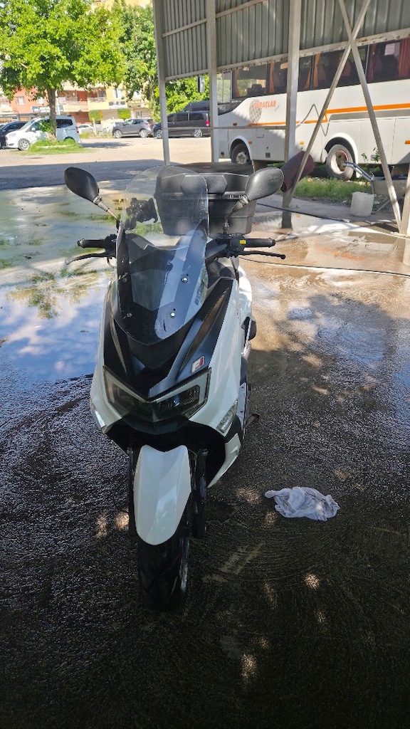 Arora ZRrX 200 13000 km 2022 Model