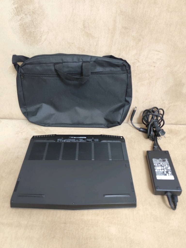 Alienware Gaming - 6 GB RTX 2060 + 16 GB + 512 SSD - İ7 8750H - 6