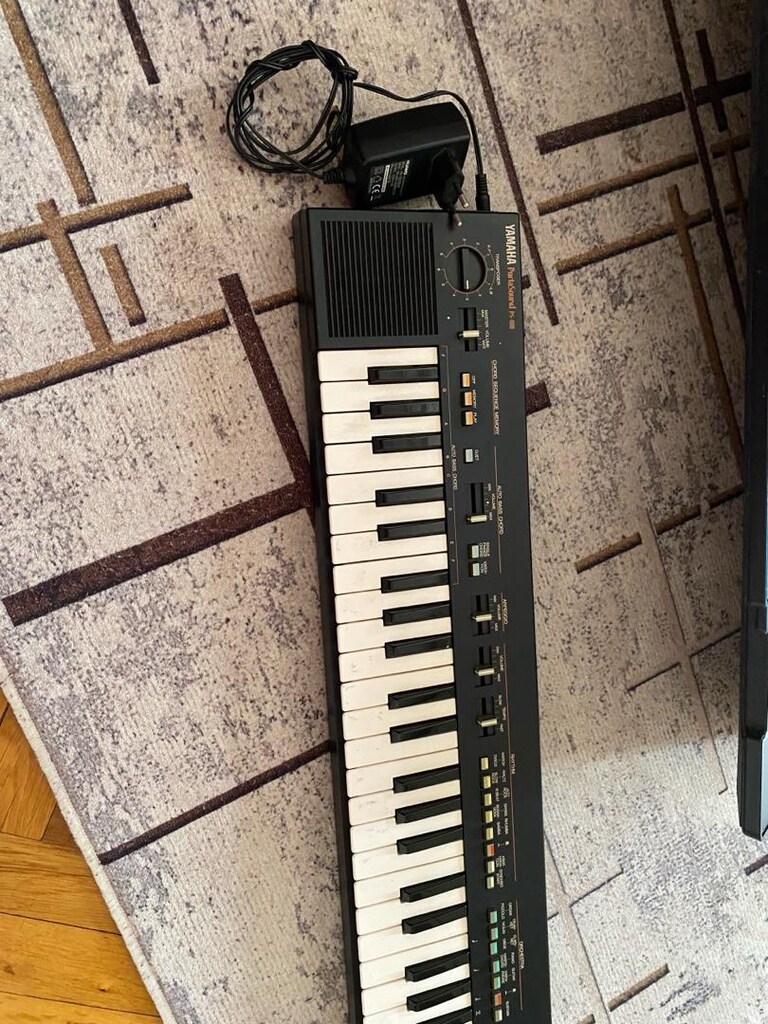 Yamaha PortaSaund - 6