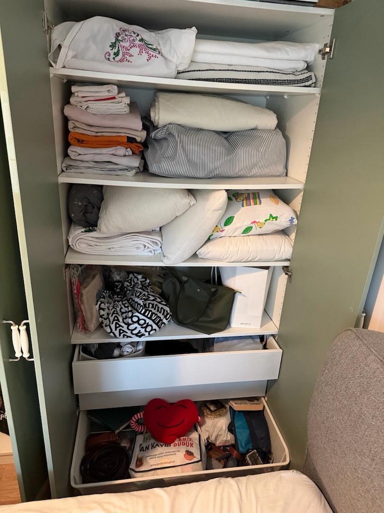IKEA 4 Kapaklı, 2 Çekmeceli Geniş Gardırop – 200x200 cm - 2