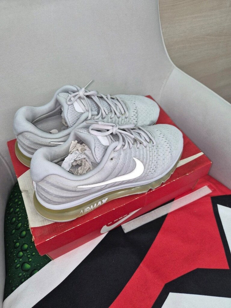 Nike air max