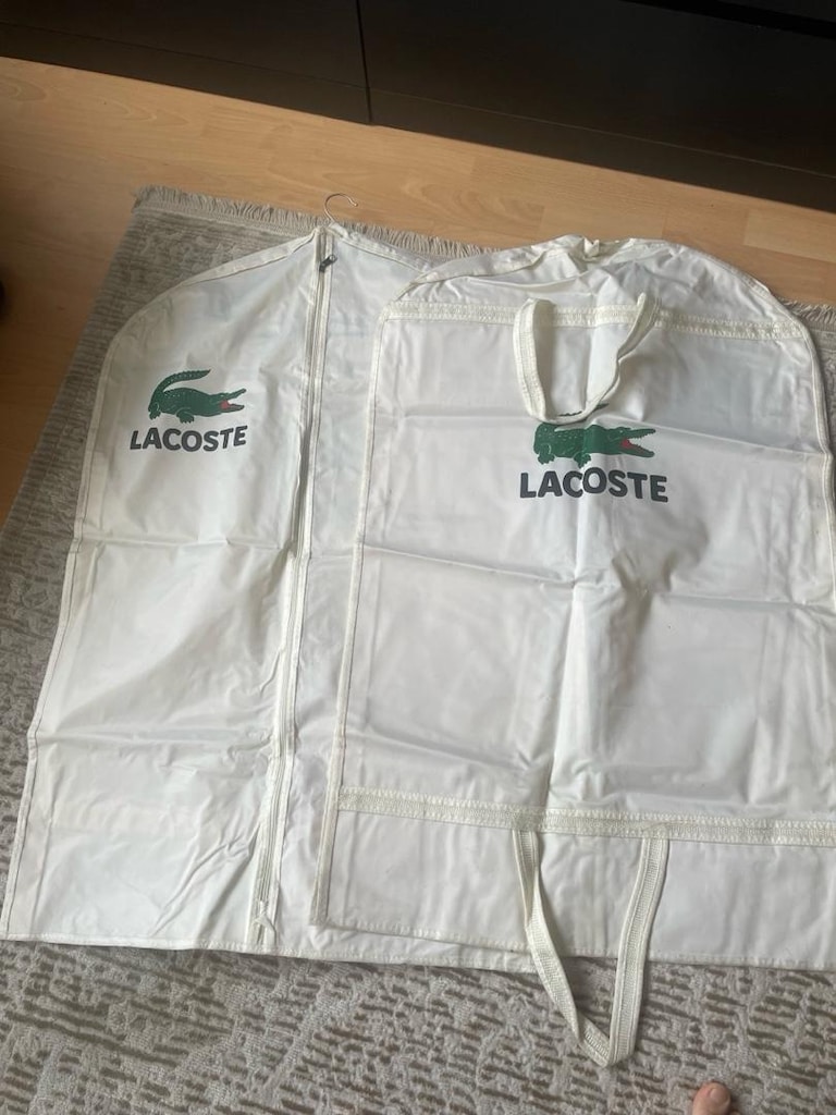 lacoste takım elbise kılıfı