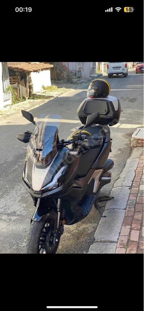 Honda ADV350 - 6