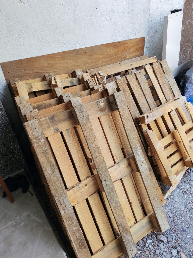 100 TL tane hepsi 500 TL Palet bahçe MOBİLYALARI için yer Buca - 2