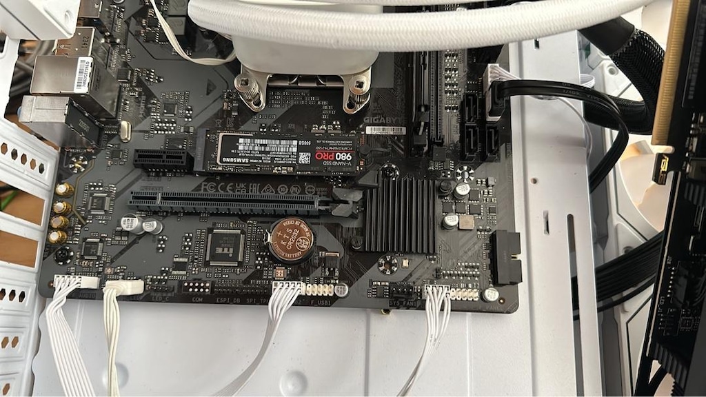 SIFIR Ryzen 7 7800x3d + ASUS RTX 4070ti yayın oyun bilgisayarı - 4