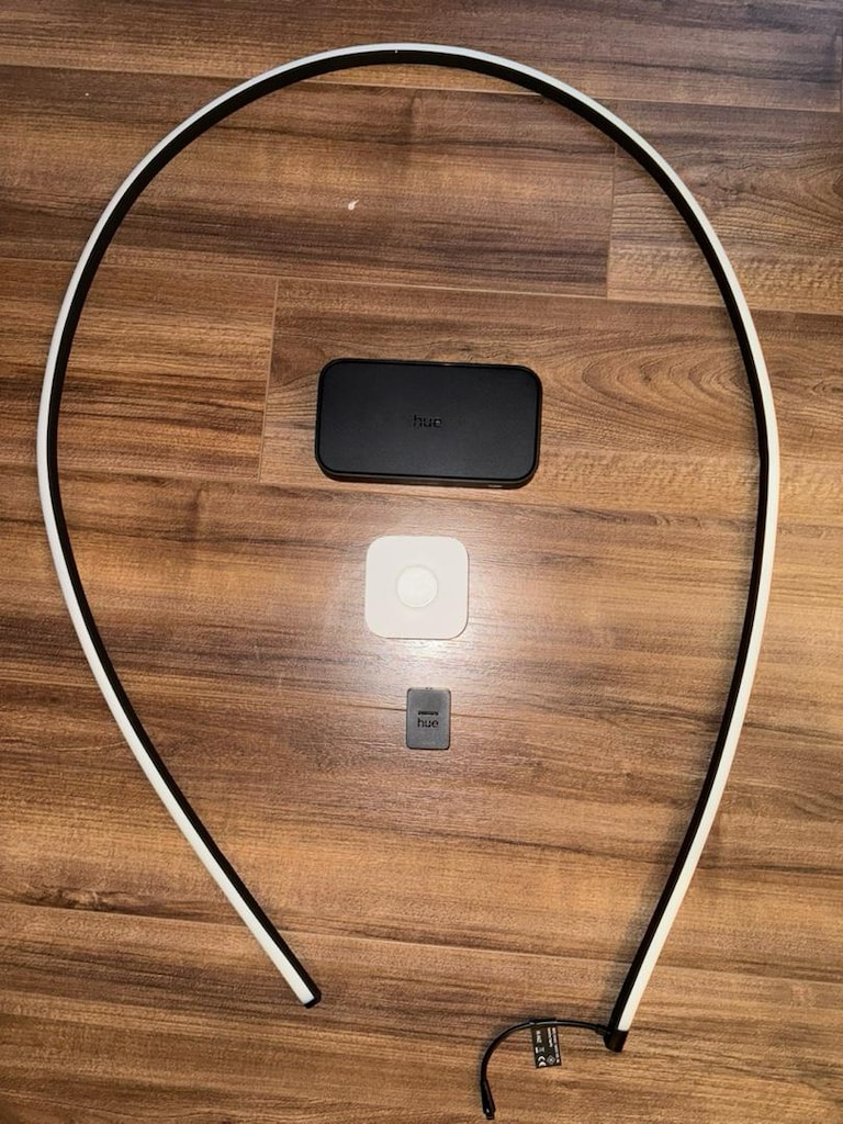Philips Hue Play Gradient Lightstrip 55” + Bridge + Sync Box 8k - 2