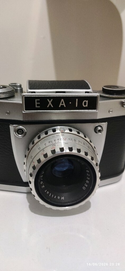 AXA.La fotoğraf makinesi - 9