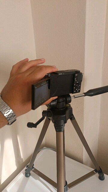 Sony ZV-E10