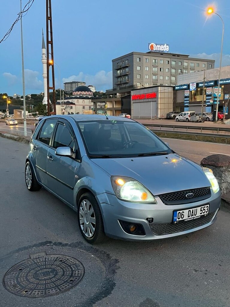 Ford fiesta 1.4 dizel - 8