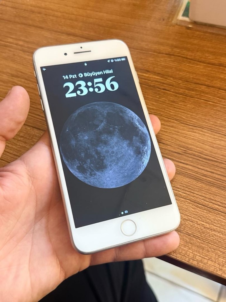 İphone 8 Plus 128 GB - 2