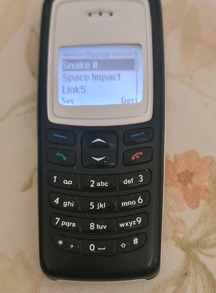 Nokia 2100 - 9