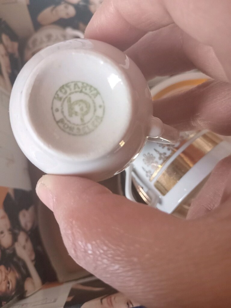 5 adet fincan ve tabakları - 2