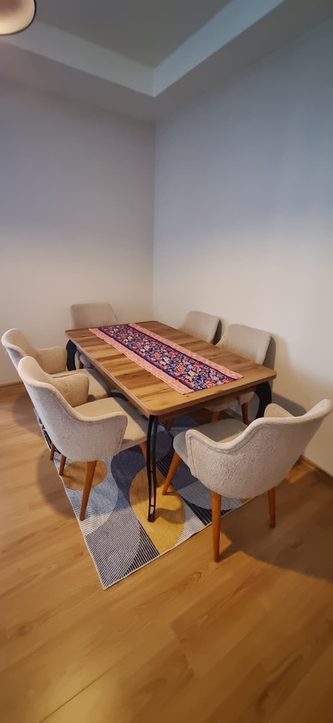 Açılır 6 Kişilik Yemek Masası - Çok Temiz, Sorunsuz - 6